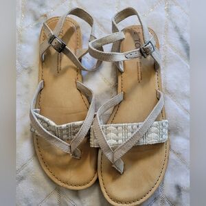Toms Lexie Novelty Canvas Sandal Size 7.5